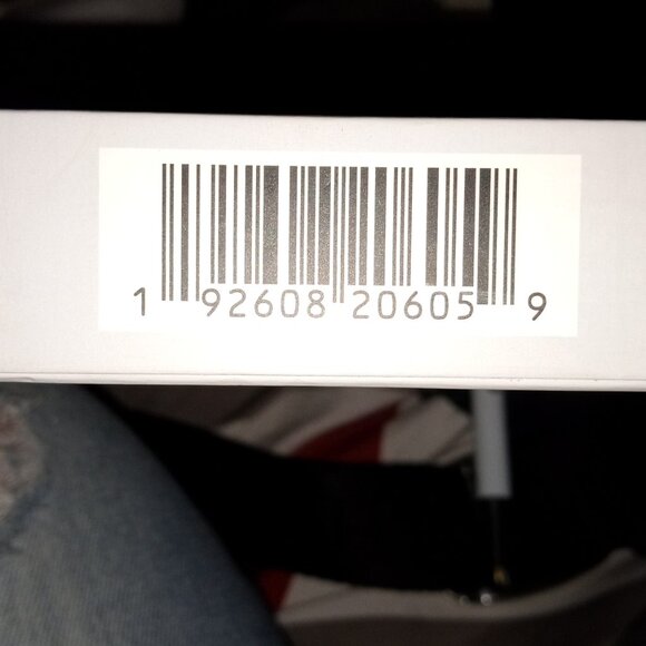 makeup - Picture 2 of 5